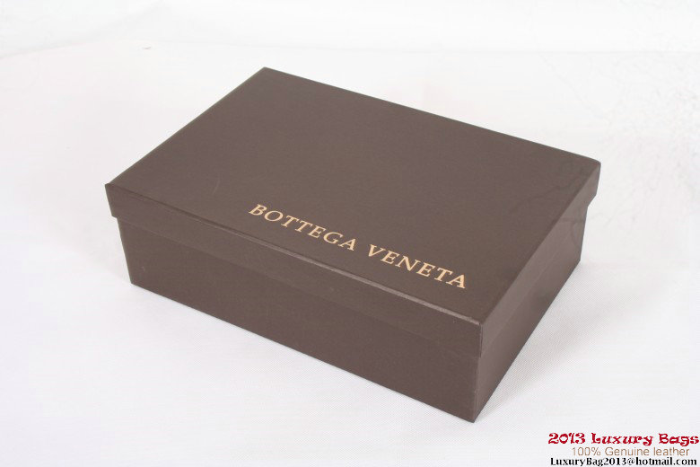 Luxury Bags and Shoes Gift Box Luxury Bags and Shoes Gift Box