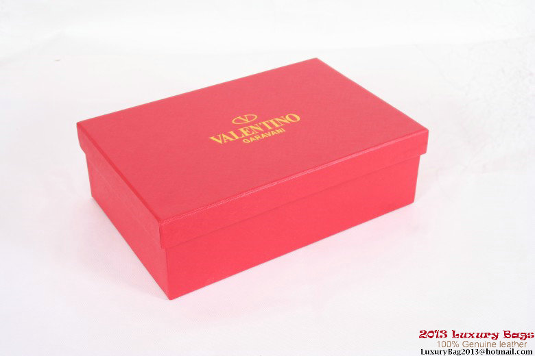 Luxury Bags and Shoes Gift Box Luxury Bags and Shoes Gift Box