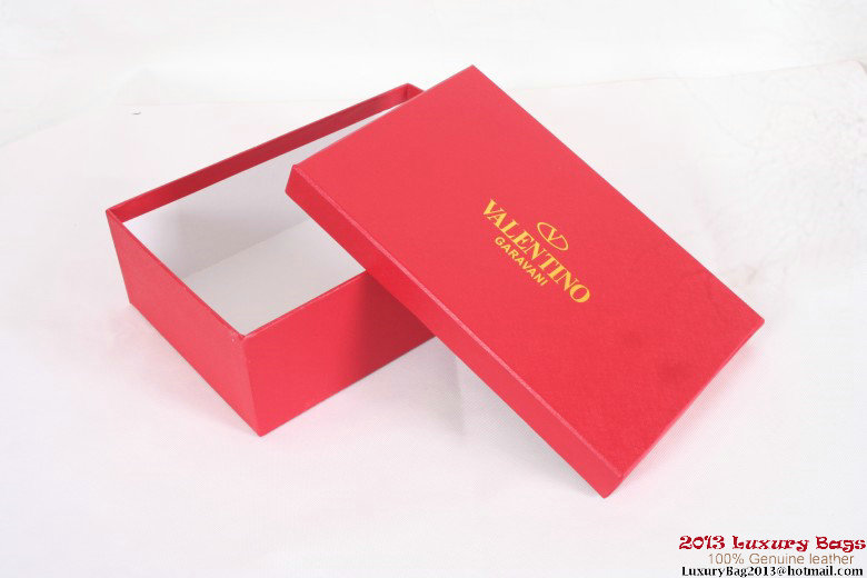 Luxury Bags and Shoes Gift Box Luxury Bags and Shoes Gift Box