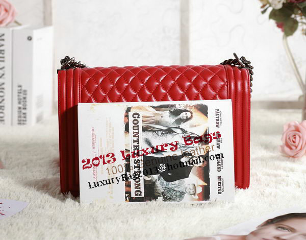 Chanel Boy Flap Shoulder Bag in Original Leather A67087 Red Chanel Boy Flap Shoulder Bag in Original Leather A67087 Red