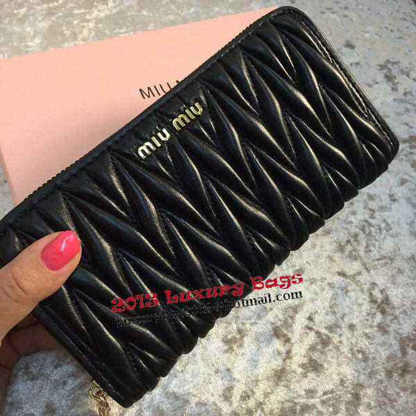 miu miu Matelasse Nappa Leather Wallet MM30150 Black miu miu Matelasse Nappa Leather Wallet MM30150 Black