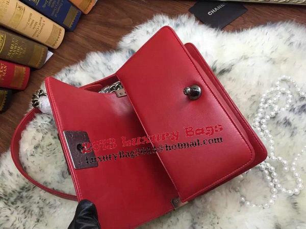 Boy Chanel Flap Shoulder Bags Sheepskin Leather A67085 Red