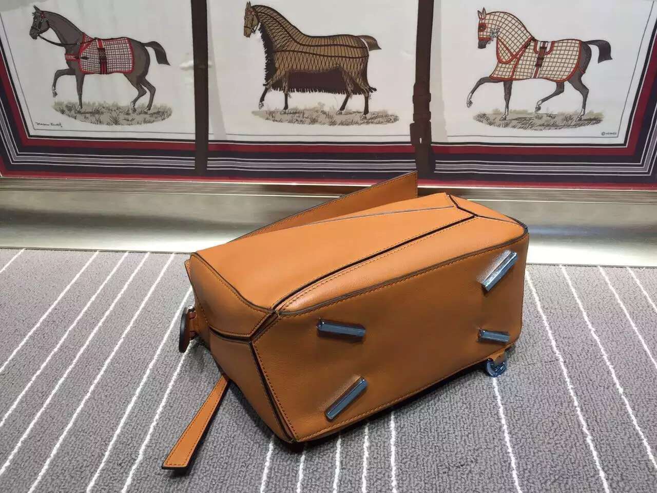 Loewe Puzzle Large Bag Original Leather L9122 Brown Loewe Puzzle Large Bag Original Leather L9122 Brown