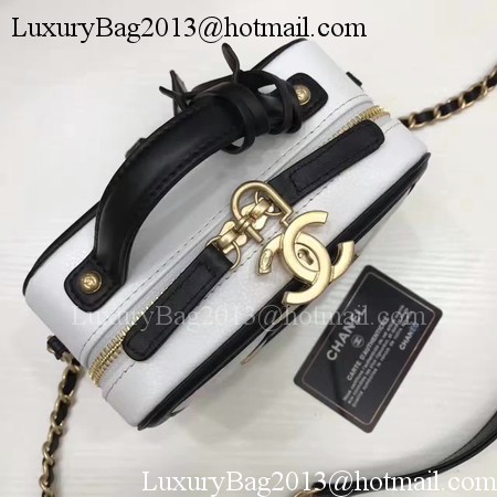 Chanel Cosmetic Bag Original Cannage Pattern A93341 White Chanel Cosmetic Bag Original Cannage Pattern A93341 White