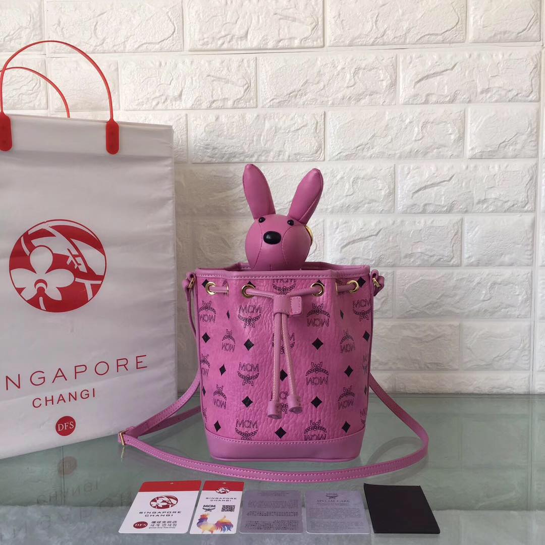 MCM Visetos Printed Drawstring Shoulder Bag MC8802 MCM Visetos Printed Drawstring Shoulder Bag MC8802