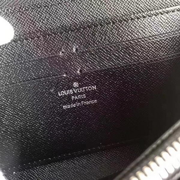 Louis Vuitton Taiga Leather ZIPPY WALLET VERTICAL M32822 Louis Vuitton Taiga Leather ZIPPY WALLET VERTICAL M32822