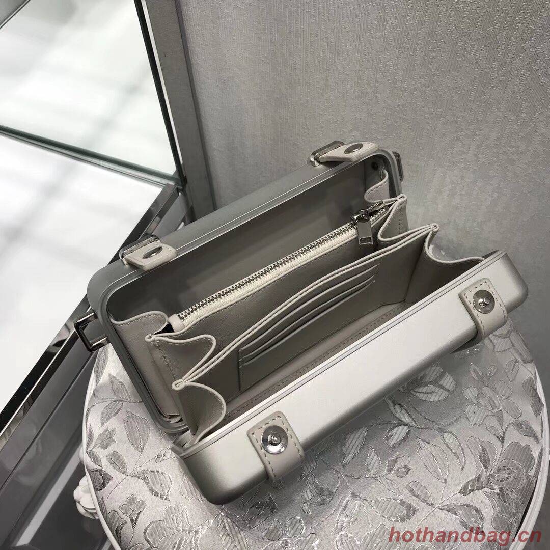 DIORAMA CALFSKIN CLUTCH M2020 silvery DIORAMA CALFSKIN CLUTCH M2020 silvery