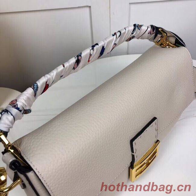 Fendi BAGUETTE leather bag F2466 beige Fendi BAGUETTE leather bag F2466 beige