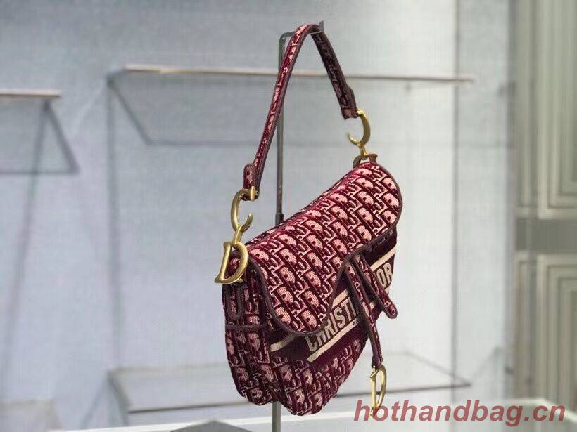 SADDLE BAG Dior Oblique Embroidered Velvet C0044 Burgundy SADDLE BAG Dior Oblique Embroidered Velvet C0044 Burgundy
