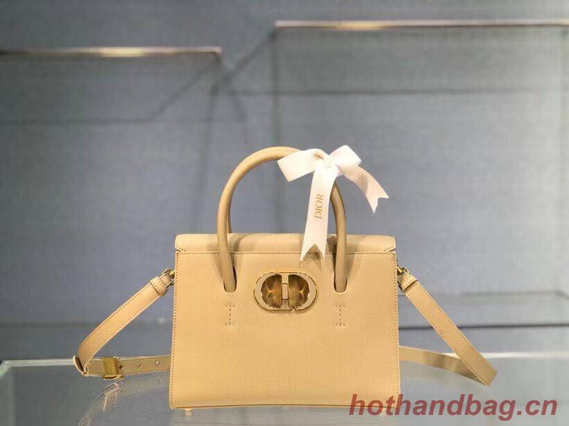 DIOR MEDIUM ST HONORE TOTE Grained Calfskin M9321UMBA Beige DIOR MEDIUM ST HONORE TOTE Grained Calfskin M9321UMBA Beige
