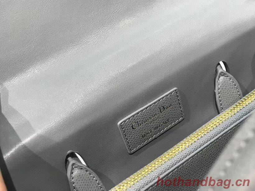DIOR MEDIUM ST HONORE TOTE Grained Calfskin M9321UMBA gray DIOR MEDIUM ST HONORE TOTE Grained Calfskin M9321UMBA gray