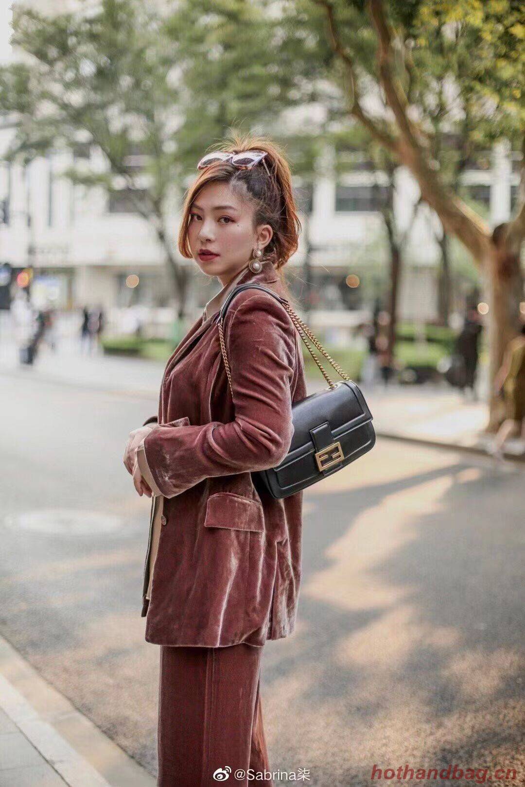 FENDI MINI BAGUETTE CHAIN Black nappa leather bag 8BS045A FENDI MINI BAGUETTE CHAIN Black nappa leather bag 8BS045A