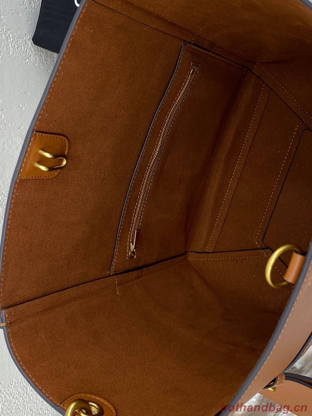 CELINE Sangle Seau Bag in Smooth Leather C3371-2 Brown CELINE Sangle Seau Bag in Smooth Leather C3371-2 Brown