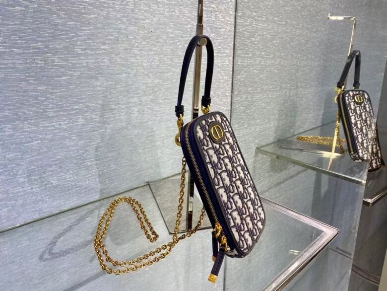 DIOR MINI BOBBY BAG Embroidery C0955A dark blue DIOR MINI BOBBY BAG Embroidery C0955A dark blue