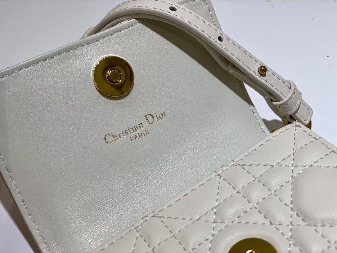 DIOR MINI BOBBY BAG Gradient Cannage Lambskin C0952 white DIOR MINI BOBBY BAG Gradient Cannage Lambskin C0952 white