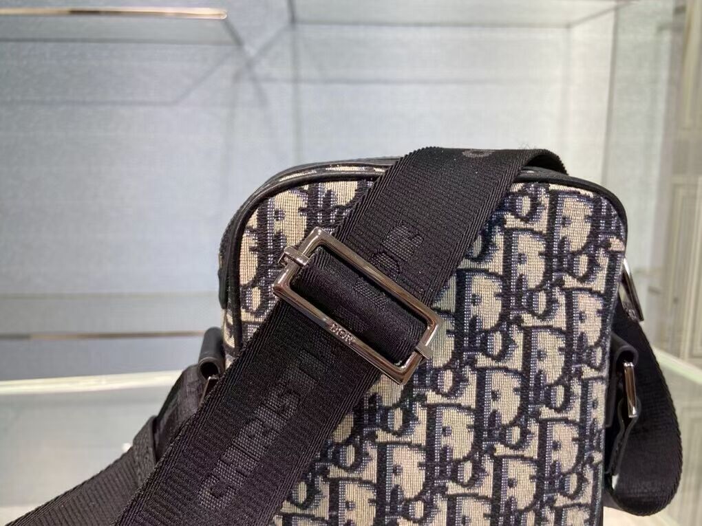 DIOR SMALL BOBBY BAG Embroidery C0990 black DIOR SMALL BOBBY BAG Embroidery C0990 black