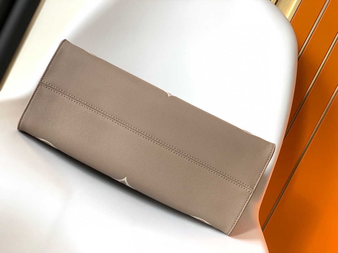 Louis Vuitton ONTHEGO Original Leather MM M45494 Gray Louis Vuitton ONTHEGO Original Leather MM M45494 Gray