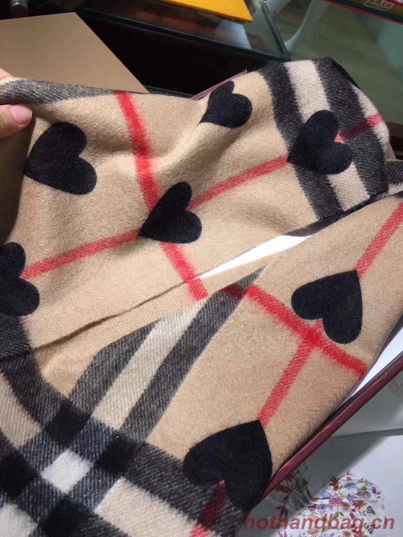 Burberry Scarf B00259 Burberry Scarf B00259