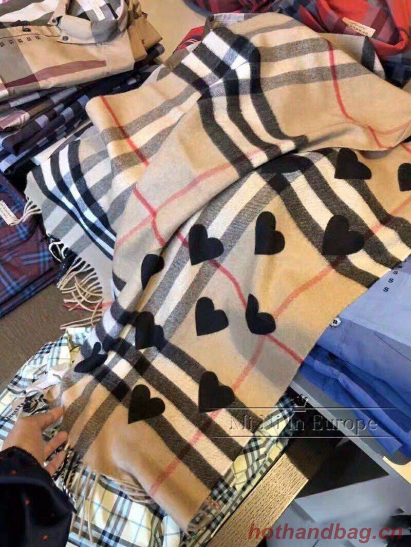 Burberry Scarf B00259 Burberry Scarf B00259