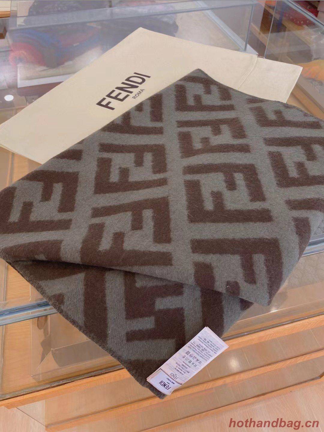 Fendi Scarf F00021 Fendi Scarf F00021