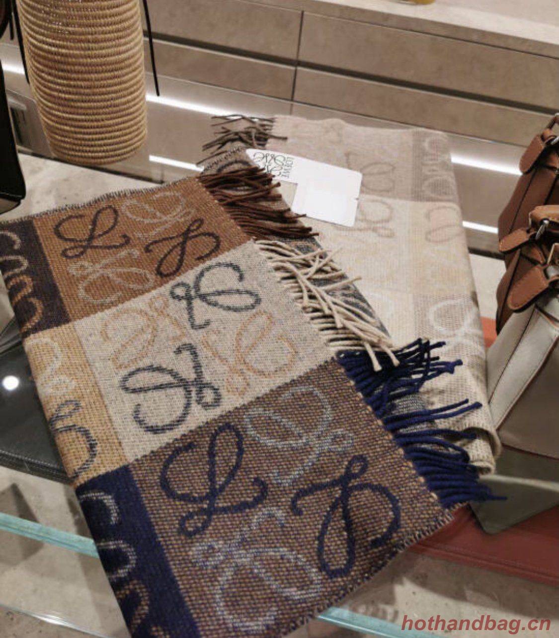 Loewe Scarf L00007 Loewe Scarf L00007