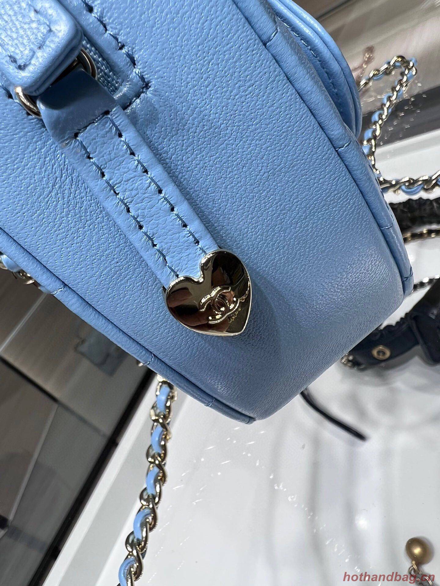 Chanel 2022S Love Heart Original Lambskin Crossbody Chain Bag AS3191Y Blue Chanel 2022S Love Heart Original Lambskin Crossbody Chain Bag AS3191Y Blue