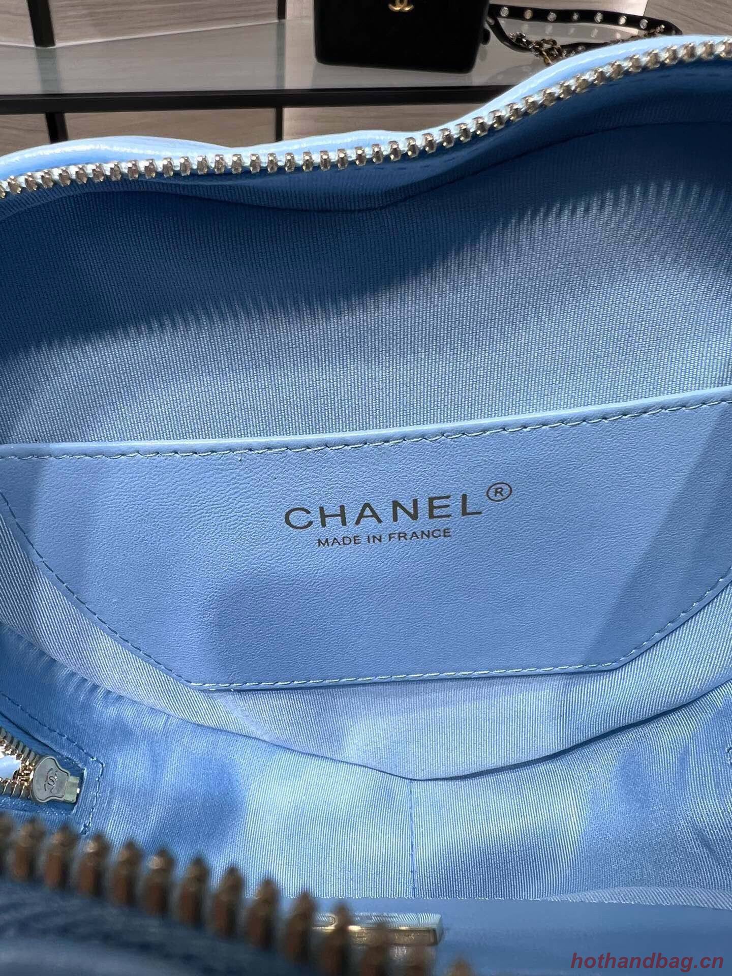 Chanel 2022S Love Heart Original Lambskin Crossbody Chain Bag AS3191Y Blue Chanel 2022S Love Heart Original Lambskin Crossbody Chain Bag AS3191Y Blue