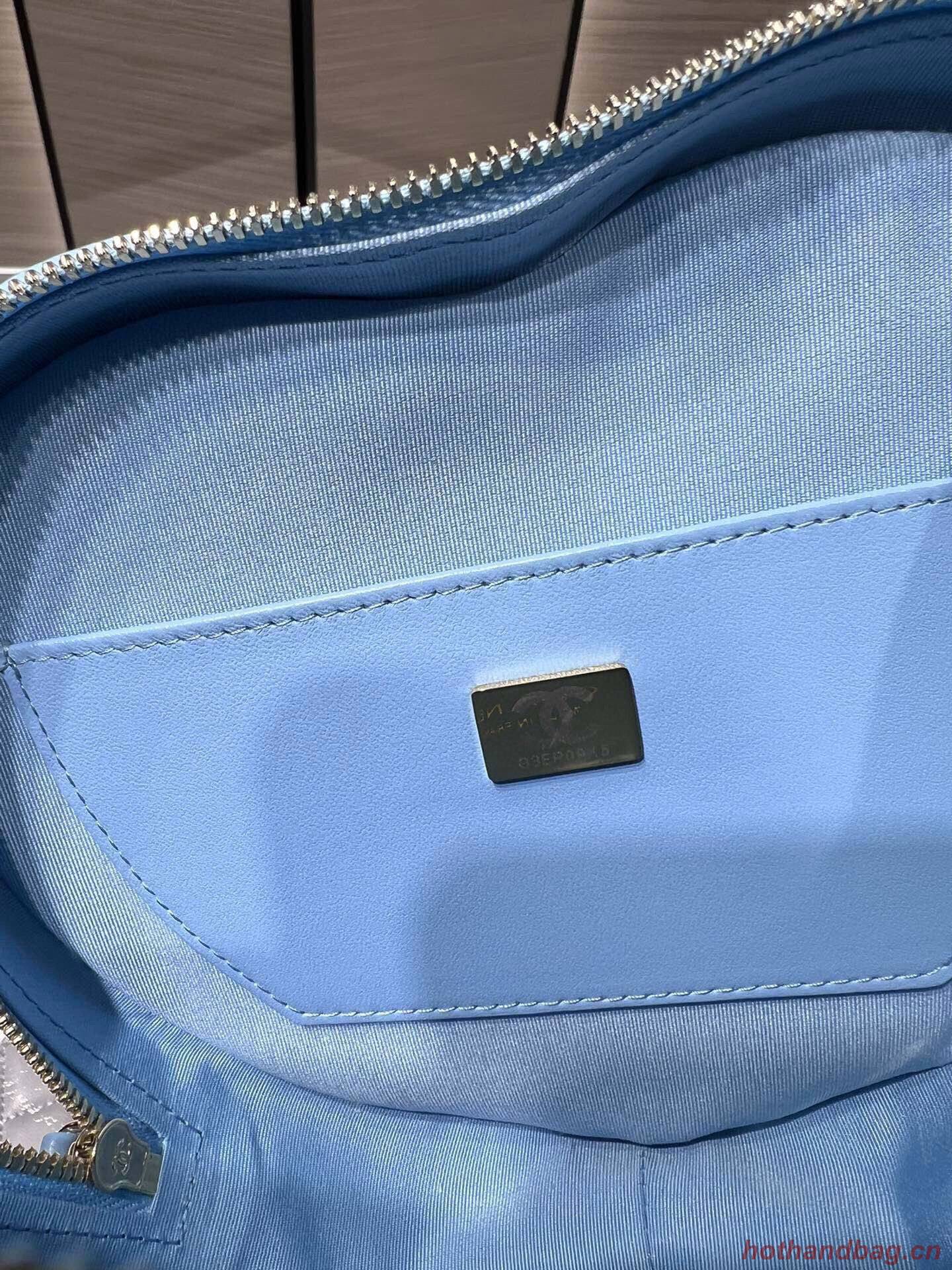 Chanel 2022S Love Heart Original Lambskin Crossbody Chain Bag AS3191Y Blue Chanel 2022S Love Heart Original Lambskin Crossbody Chain Bag AS3191Y Blue