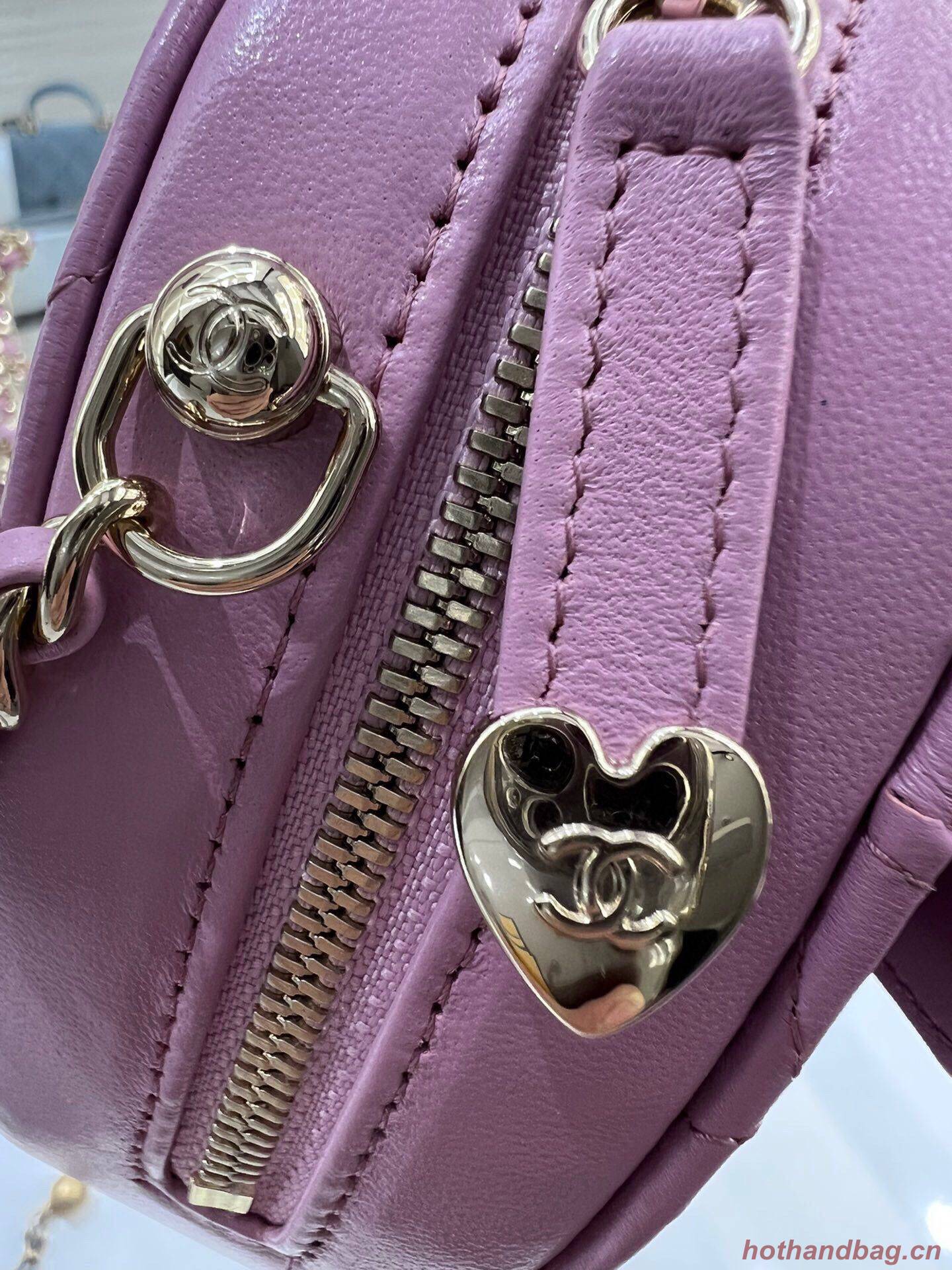 Chanel 2022S Love Heart Original Lambskin Crossbody Chain Bag AS3191Y Pink Chanel 2022S Love Heart Original Lambskin Crossbody Chain Bag AS3191Y Pink