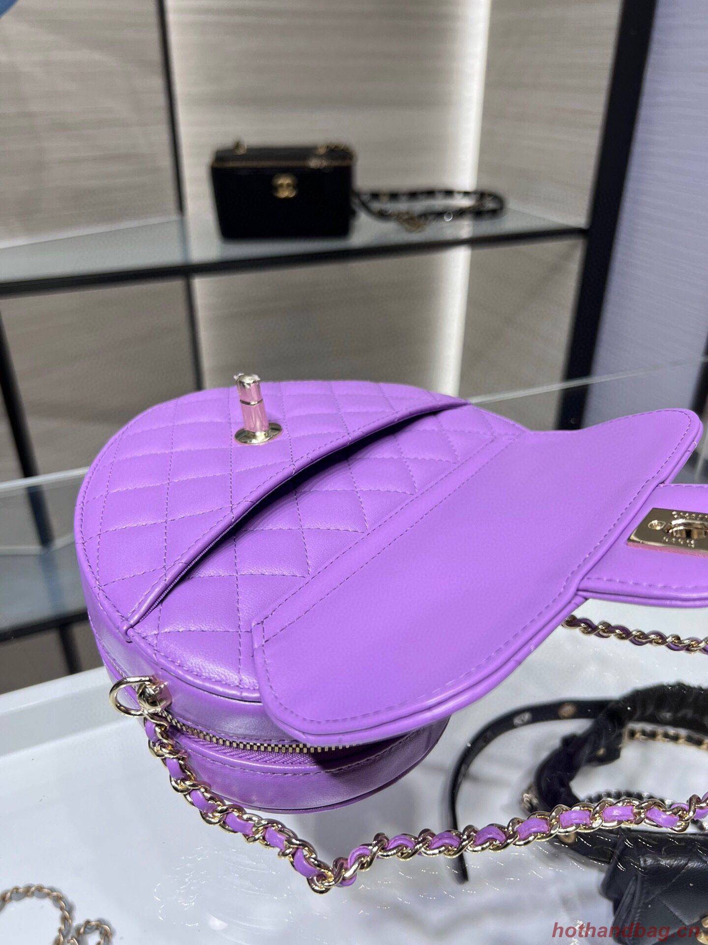 Chanel 2022S Love Heart Original Lambskin Crossbody Chain Bag AS3191Y Purple Chanel 2022S Love Heart Original Lambskin Crossbody Chain Bag AS3191Y Purple