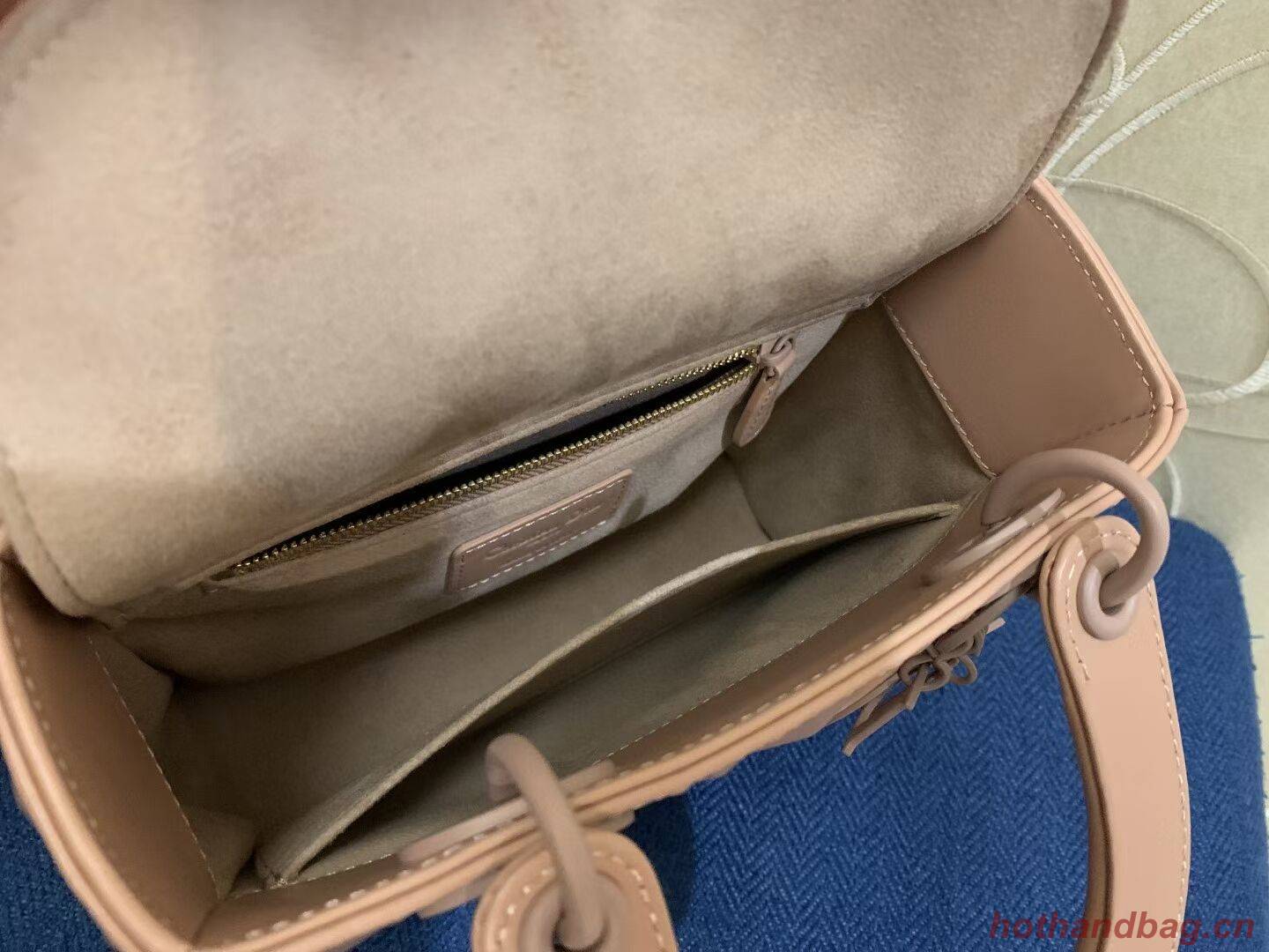 MEDIUM LADY DIOR BAG Cannage Calfskin C2813 pink MEDIUM LADY DIOR BAG Cannage Calfskin C2813 pink