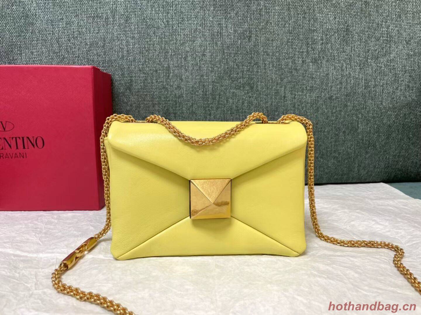 VALENTINO GARAVANI One Stud Sheepskin Shoulder Bag XW0B0K21 yellow VALENTINO GARAVANI One Stud Sheepskin Shoulder Bag XW0B0K21 yellow