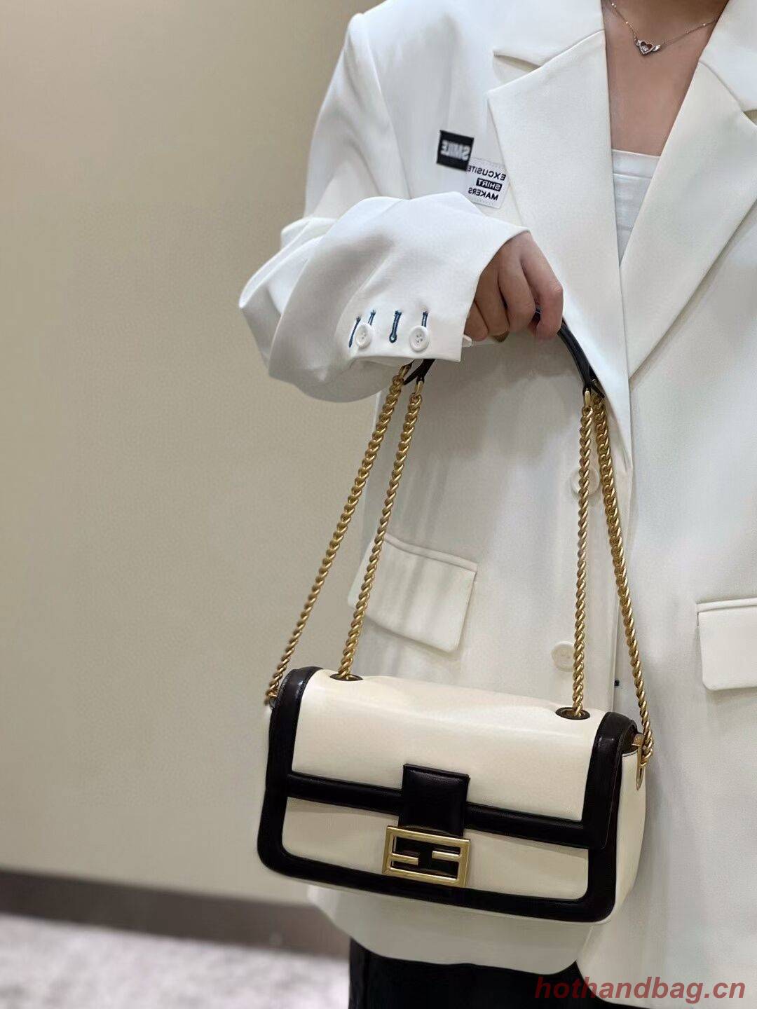 Fendi Baguette Sheepskin bag 8BR6550 Cream & black Fendi Baguette Sheepskin bag 8BR6550 Cream & black