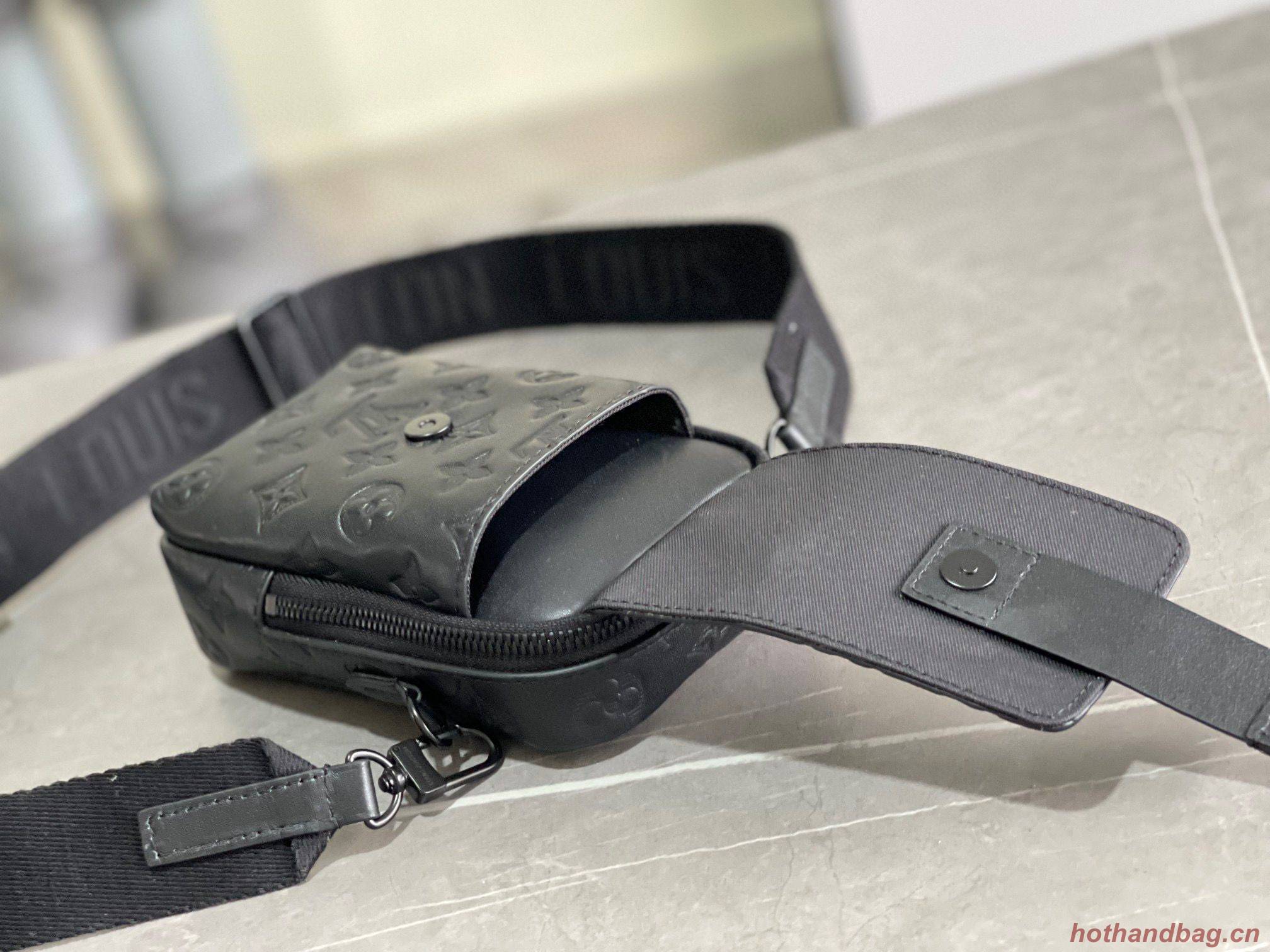 Louis Vuitton Monogram Empreinte Double Phone Pouch NM M81323 Black Louis Vuitton Monogram Empreinte Double Phone Pouch NM M81323 Black