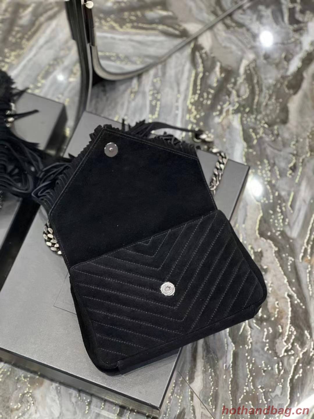 SAINT LAURENT COLLEGE MEDIUM CHAIN BAG IN LIGHT SUEDE WITH FRINGES 5317050 black SAINT LAURENT COLLEGE MEDIUM CHAIN BAG IN LIGHT SUEDE WITH FRINGES 5317050 black