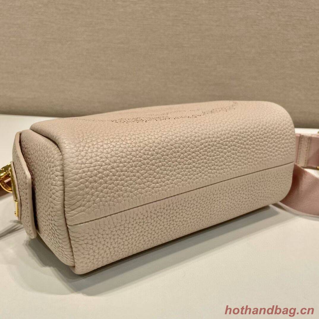 Prada Leather bag with shoulder strap 1DH781 light pink Prada Leather bag with shoulder strap 1DH781 light pink