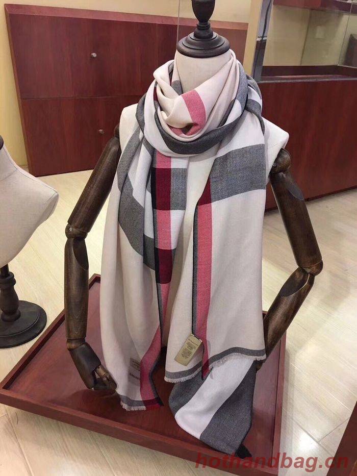 Burberry Scarf BBC00040 Burberry Scarf BBC00040