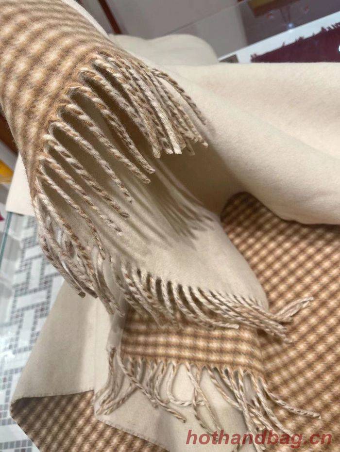 Fendi Scarf FDC00043 Fendi Scarf FDC00043