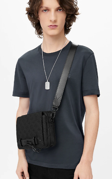 Louis Vuitton STEAMER MESSENGER M57307 black Louis Vuitton STEAMER MESSENGER M57307 black