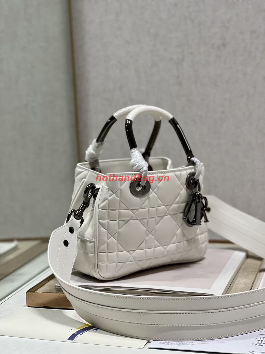 LADY DIOR TOP HANDLE SMALL BAG Latte Cannage Lambskin C9228 WHITE&BLACK LADY DIOR TOP HANDLE SMALL BAG Latte Cannage Lambskin C9228 WHITE&BLACK