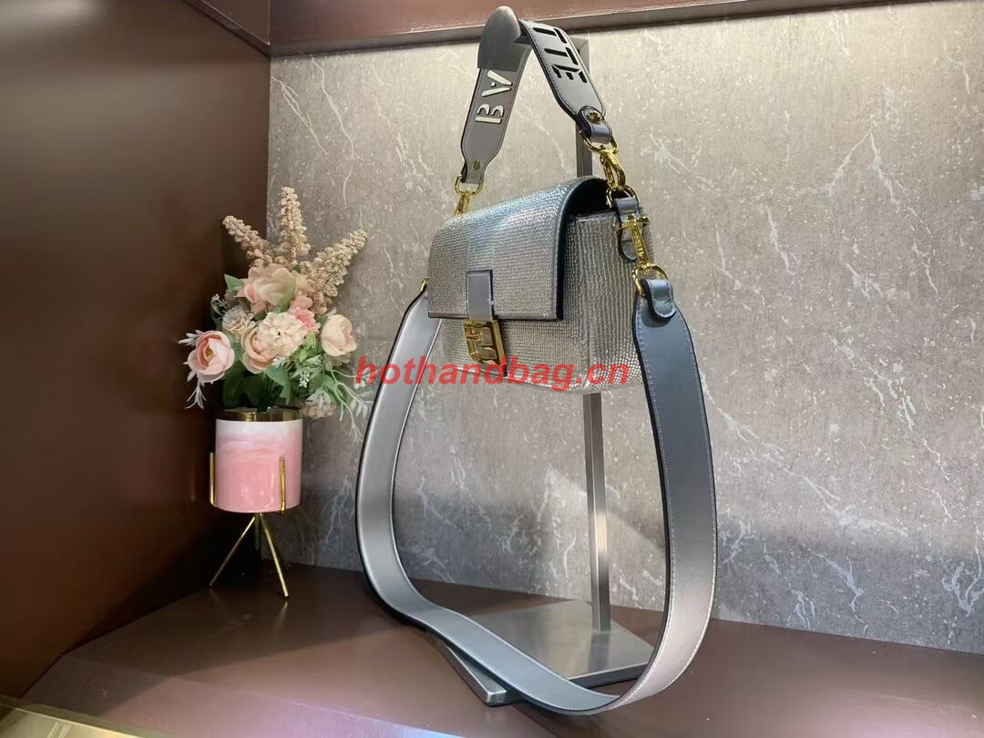 Fendi Baguette crystals and leather bag B0961 silvery Fendi Baguette crystals and leather bag B0961 silvery