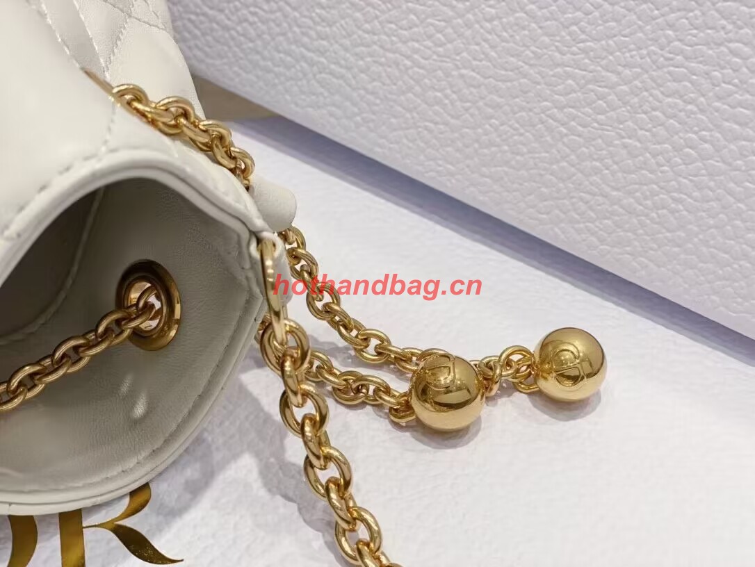 MEDIUM DIOR AMMI BAG Sand white Supple Macrocannage Lambskin M22566F MEDIUM DIOR AMMI BAG Sand white Supple Macrocannage Lambskin M22566F