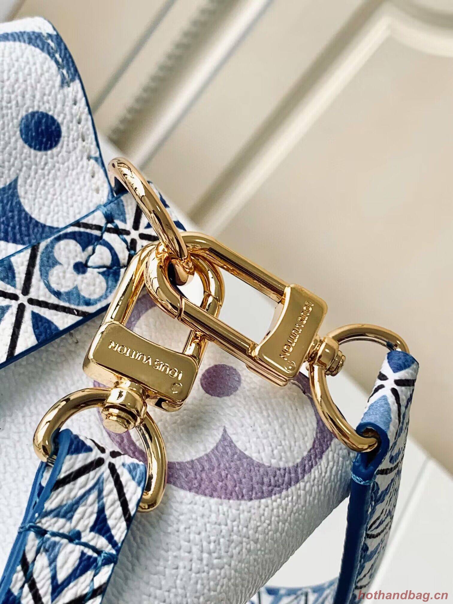 Louis Vuitton Giant Monogram Neonoe BB M22986 Gradient Print Blue Louis Vuitton Giant Monogram Neonoe BB M22986 Gradient Print Blue