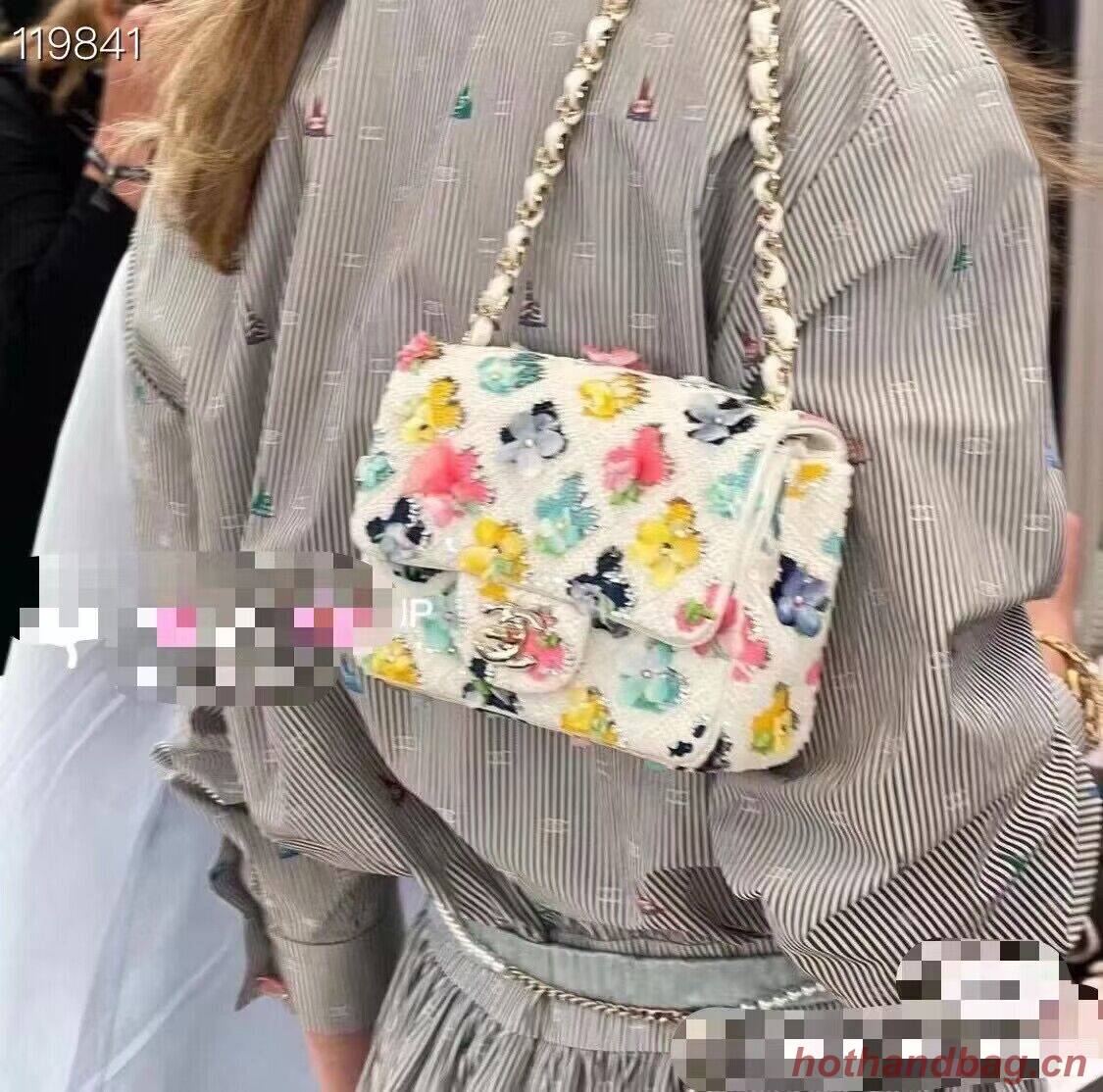 Chanel 23P Mini Shoulder Flowers Bag AS11165 White Chanel 23P Mini Shoulder Flowers Bag AS11165 White