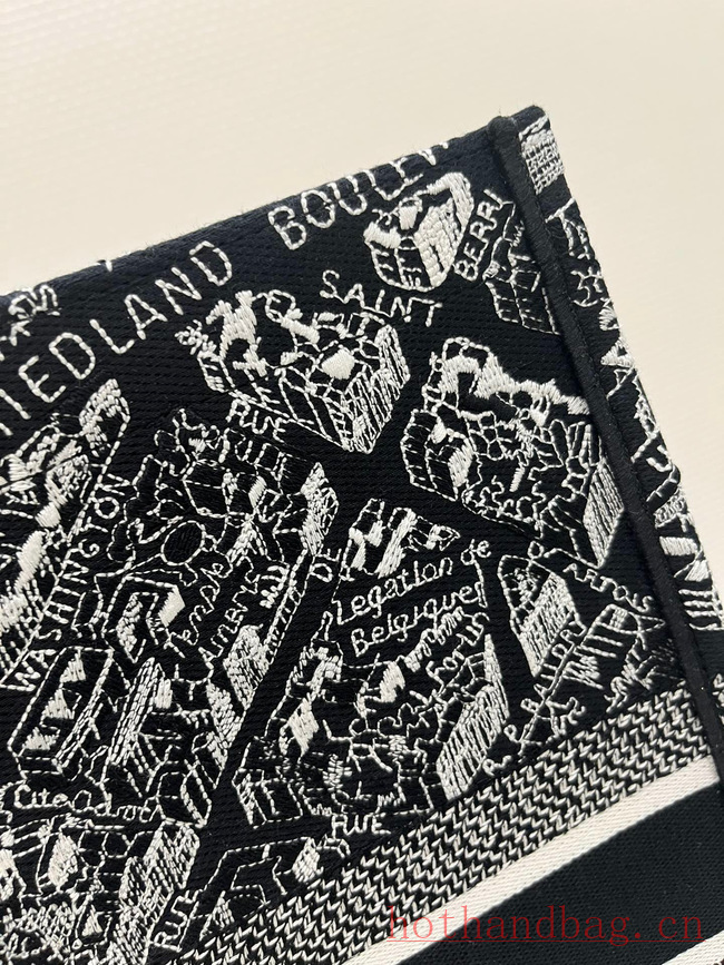 LARGE DIOR BOOK TOTE Black and White Plan de Paris Embroidery M1286ZOMP LARGE DIOR BOOK TOTE Black and White Plan de Paris Embroidery M1286ZOMP