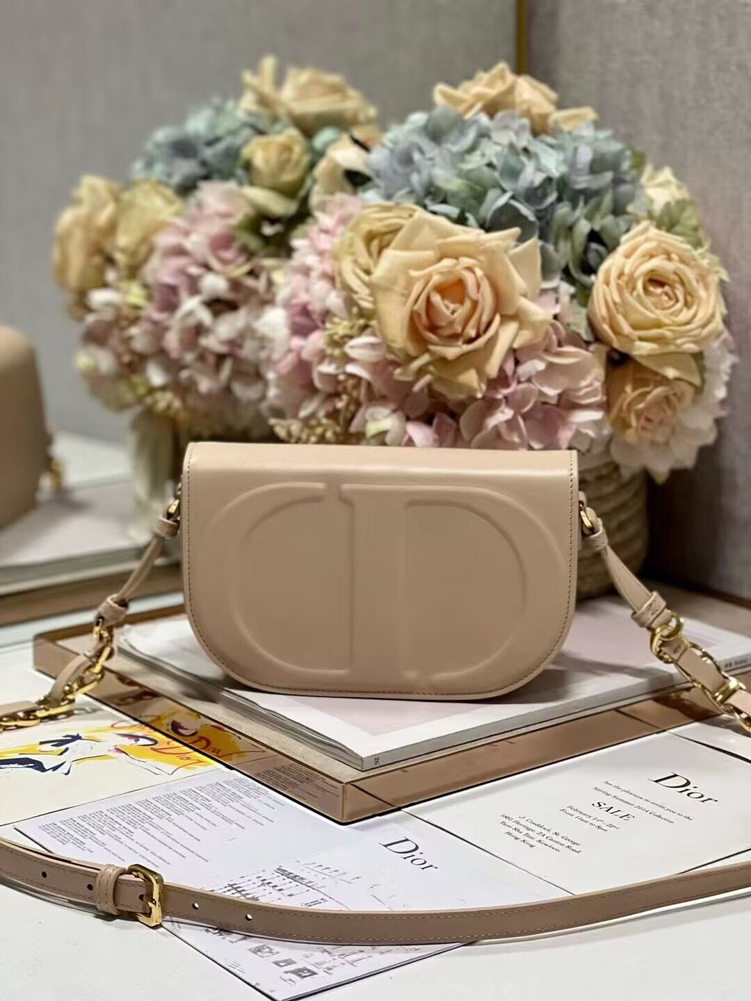 DIOR CD SIGNATURE BAG WITH STRAP Beige CD-Embossed Box Calfskin M9280UZ DIOR CD SIGNATURE BAG WITH STRAP Beige CD-Embossed Box Calfskin M9280UZ