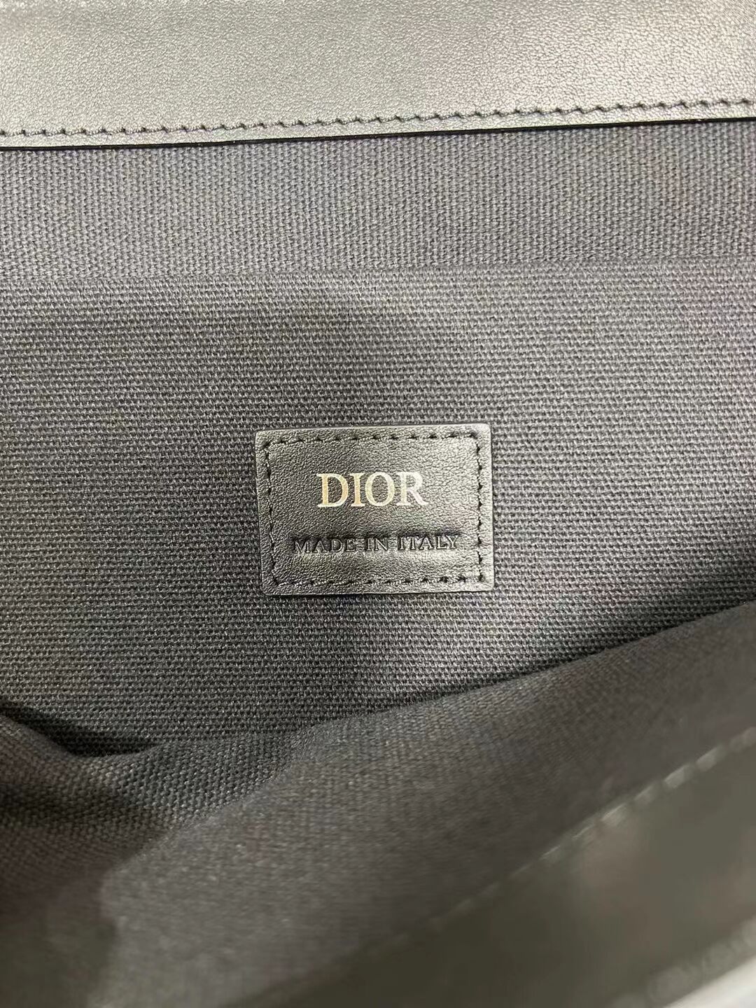Dior Essentials SAFARI TOTE BAG Black Dior Oblique Jacquard and Grained Calfskin 1bSSH22 Dior Essentials SAFARI TOTE BAG Black Dior Oblique Jacquard and Grained Calfskin 1bSSH22