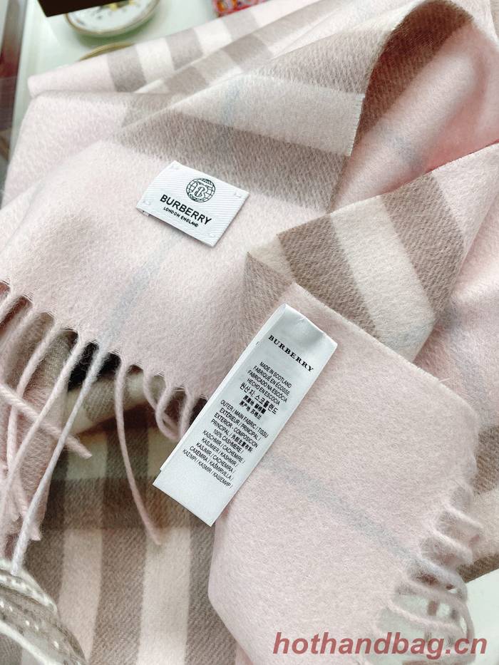 Burberry Scarf BBC00135 Burberry Scarf BBC00135