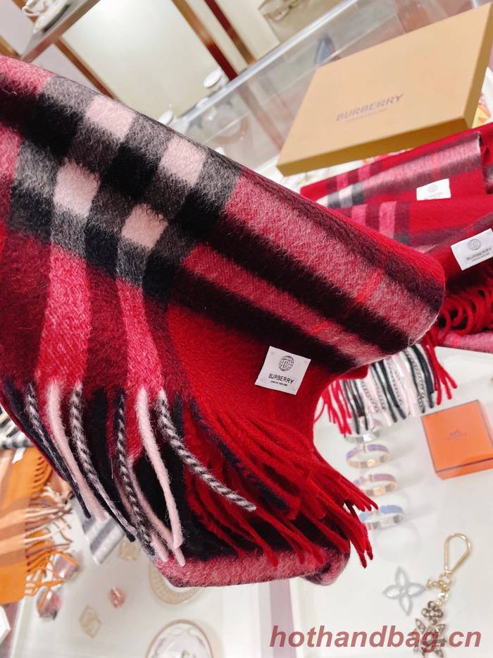 Burberry Scarf BBC00140 Burberry Scarf BBC00140
