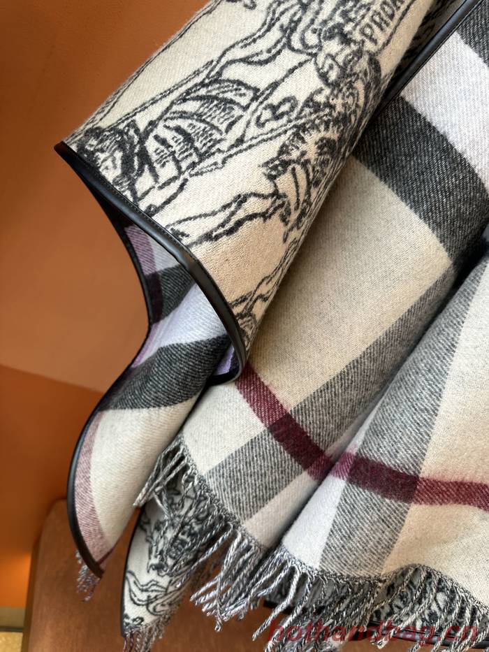Burberry Cloak BBC00159 Burberry Cloak BBC00159